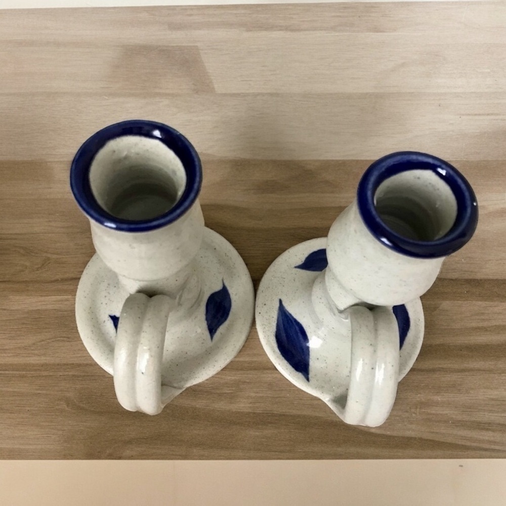 Williamsburg Pottery Salt Glaze Set of 2 Flat Candle Holders Beige Blue - Picture 4 of 6